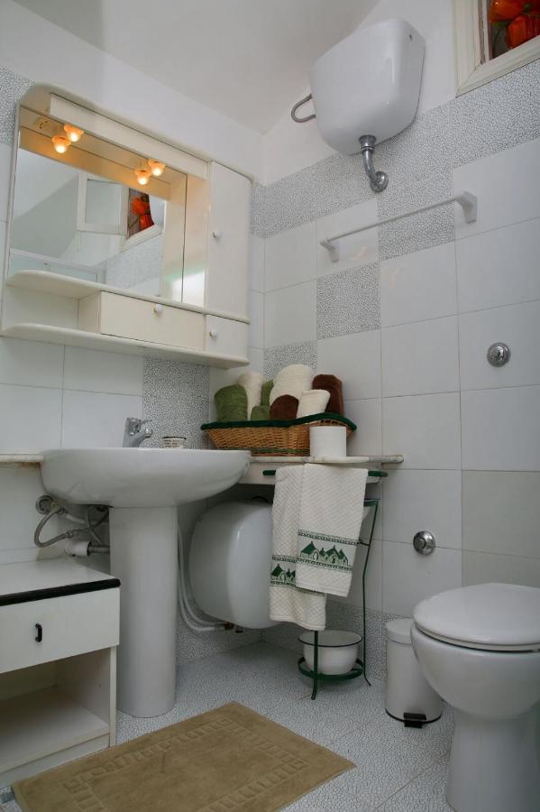 Trullo Al Monte Bed & Breakfast เชจลีเมสซาปิกา ภายนอก รูปภาพ