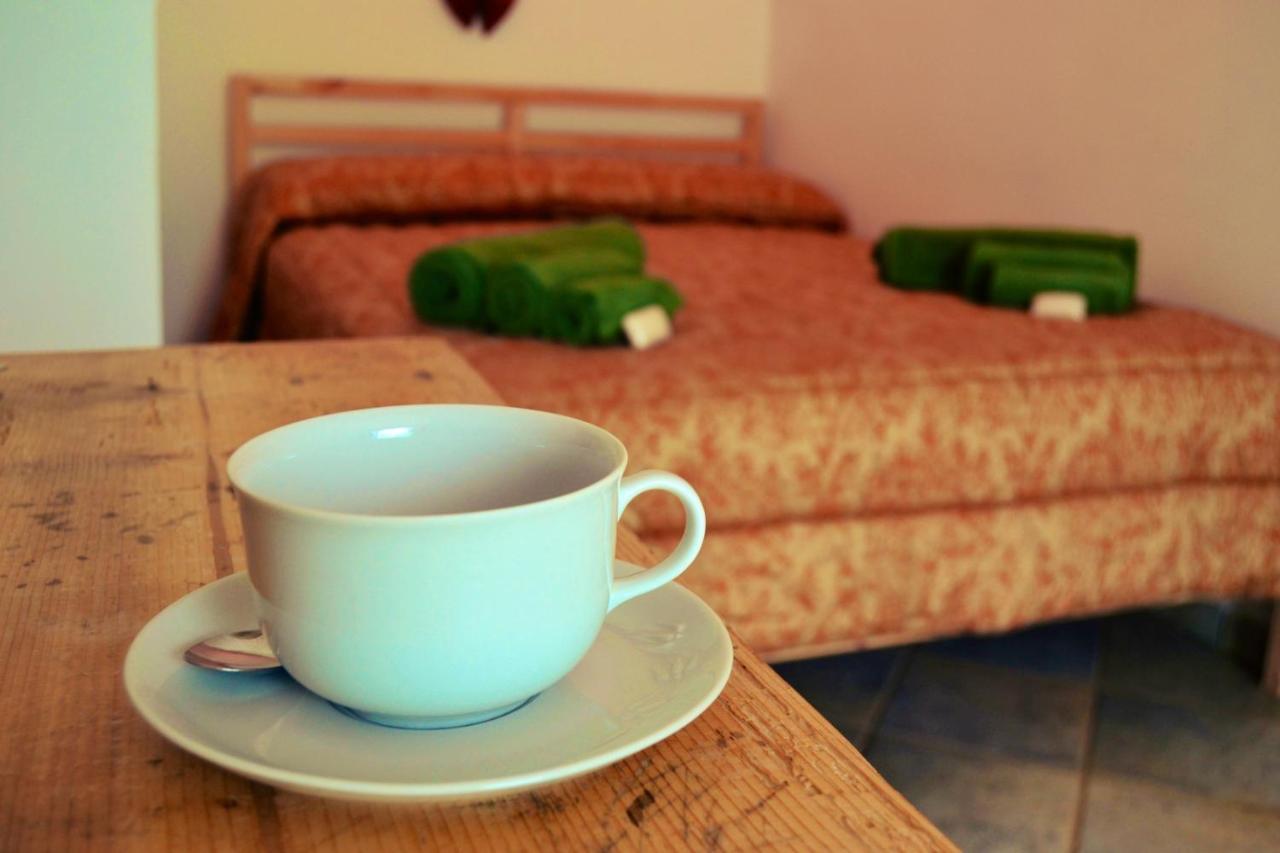 Trullo Al Monte Bed & Breakfast เชจลีเมสซาปิกา ภายนอก รูปภาพ